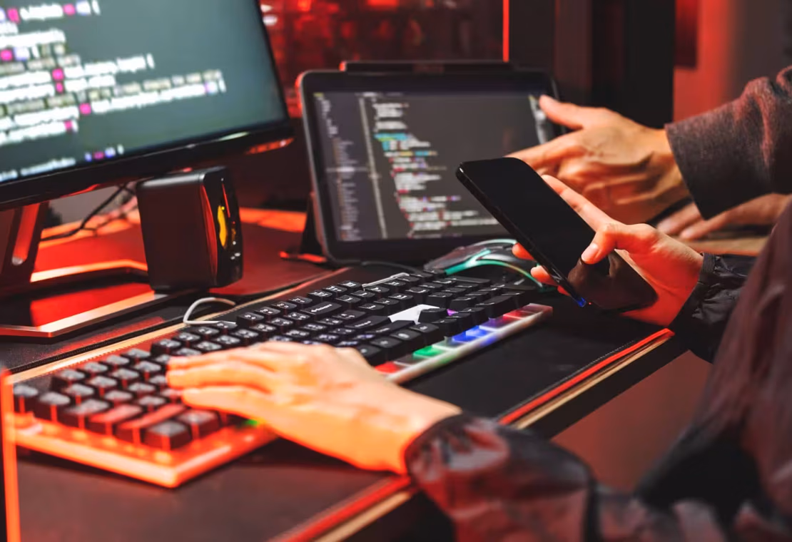 Pozor na falošné upomienky: Podvodníci zneužívajú meno spoločnosti Intrum